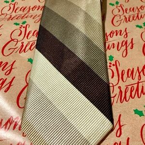 Robert Talbott Elegant Striped Tie in Cream and Brown